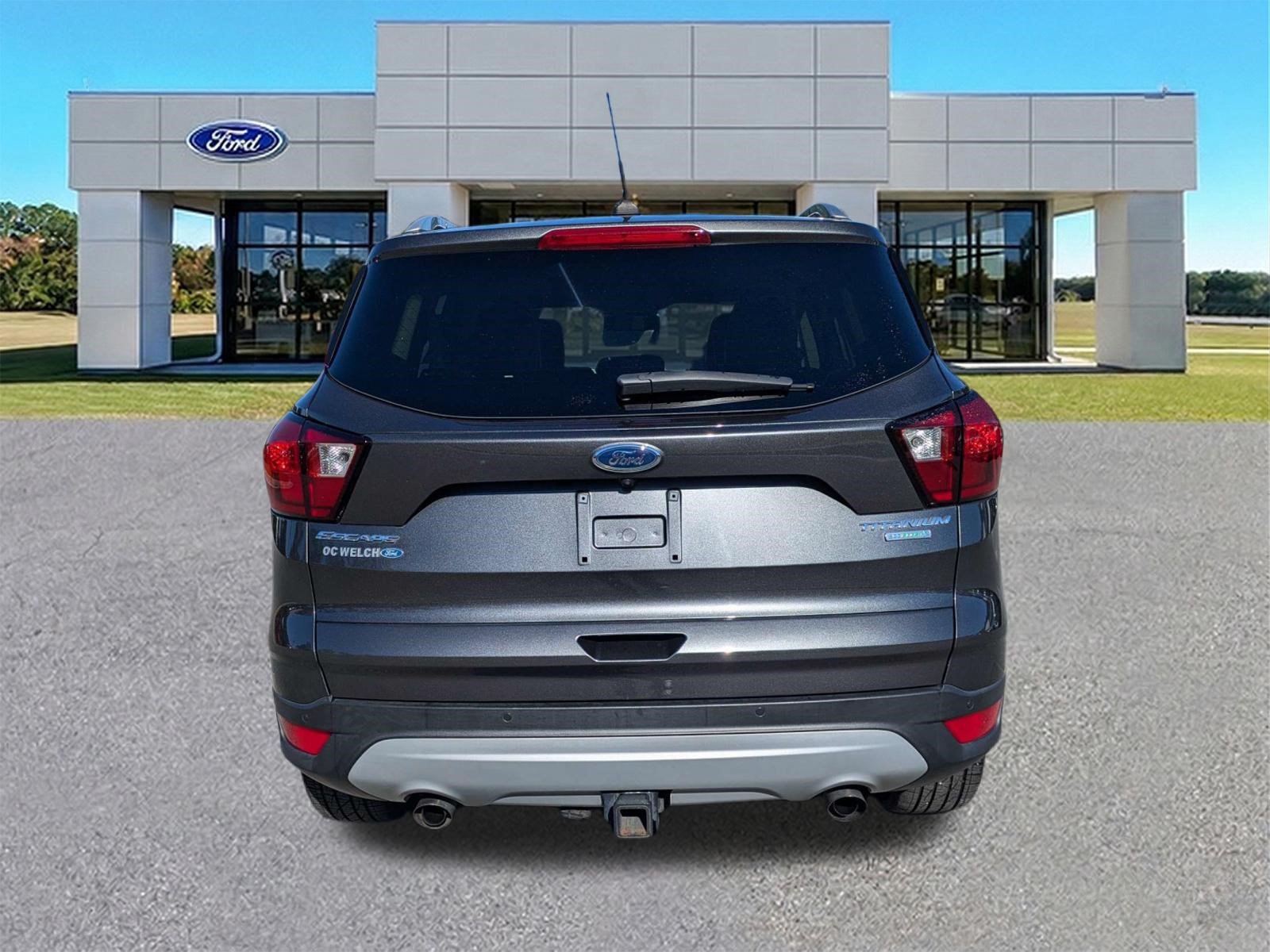 Certified 2019 Ford Escape Titanium FWD image 5