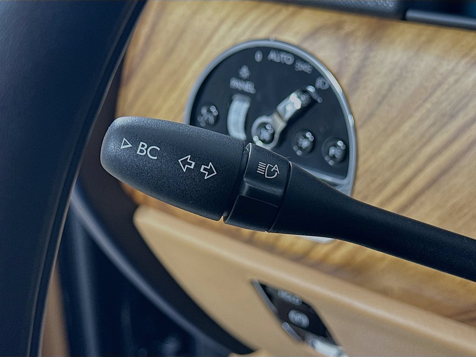 Used 2019 Rolls-Royce Cullinan AWD/4WD image 22