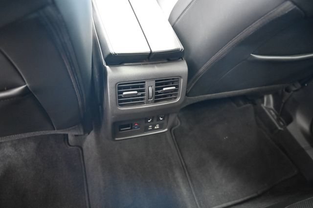 Used 2021 Nissan Rogue Platinum FWD image 32
