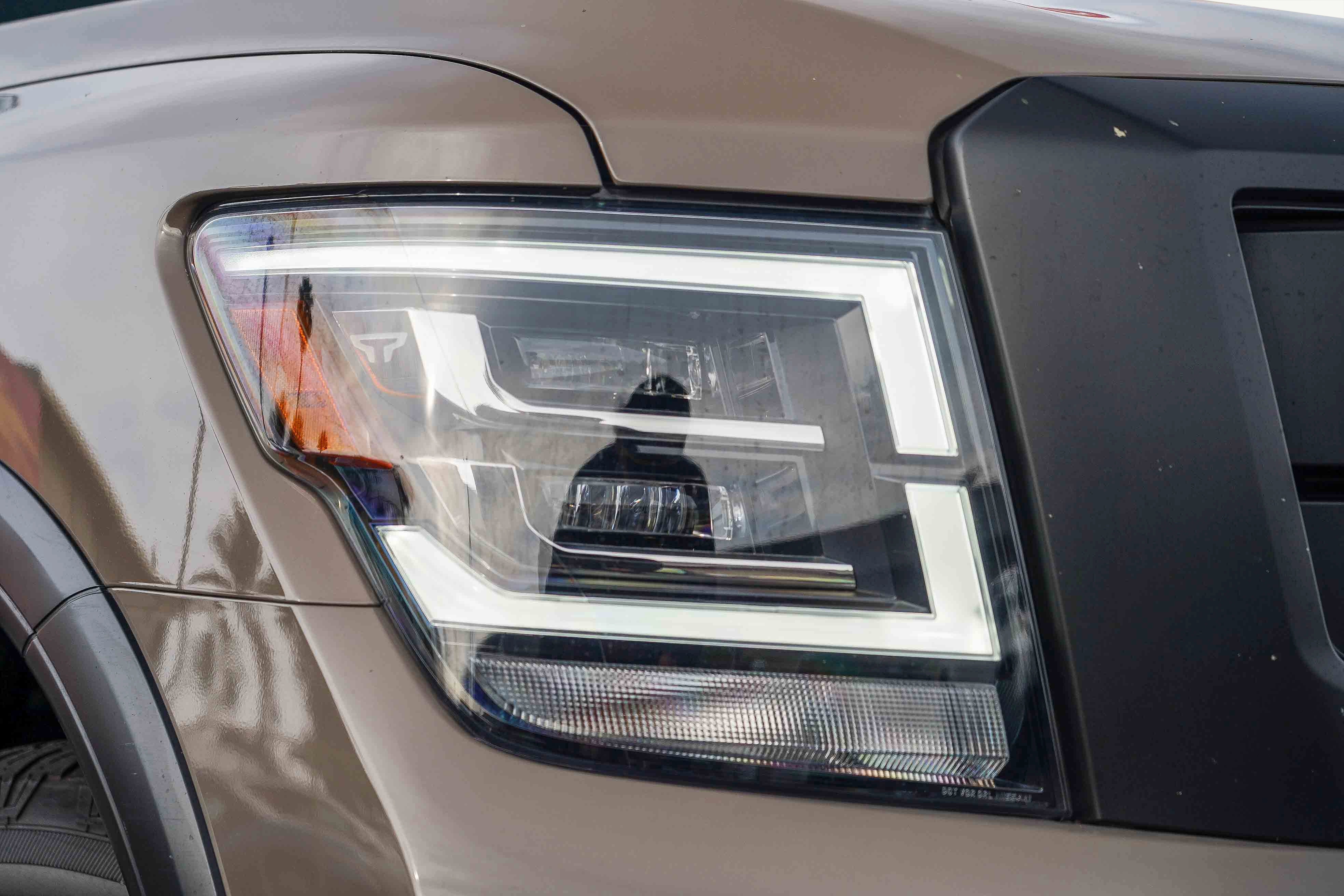 Used 2024 Nissan Titan PRO-4X w/ Pro-4x Utility Package image 2