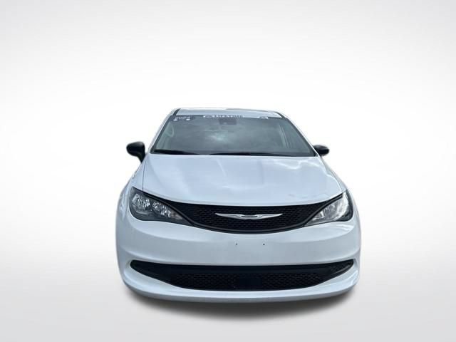 Used 2024 Chrysler Voyager LX FWD image 13
