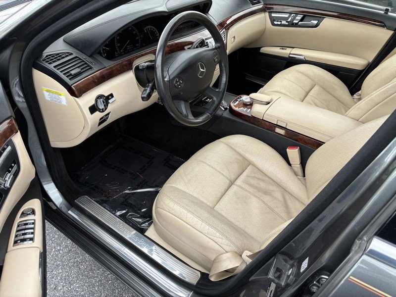 Used 2007 Mercedes-Benz S 550 4MATIC image 7