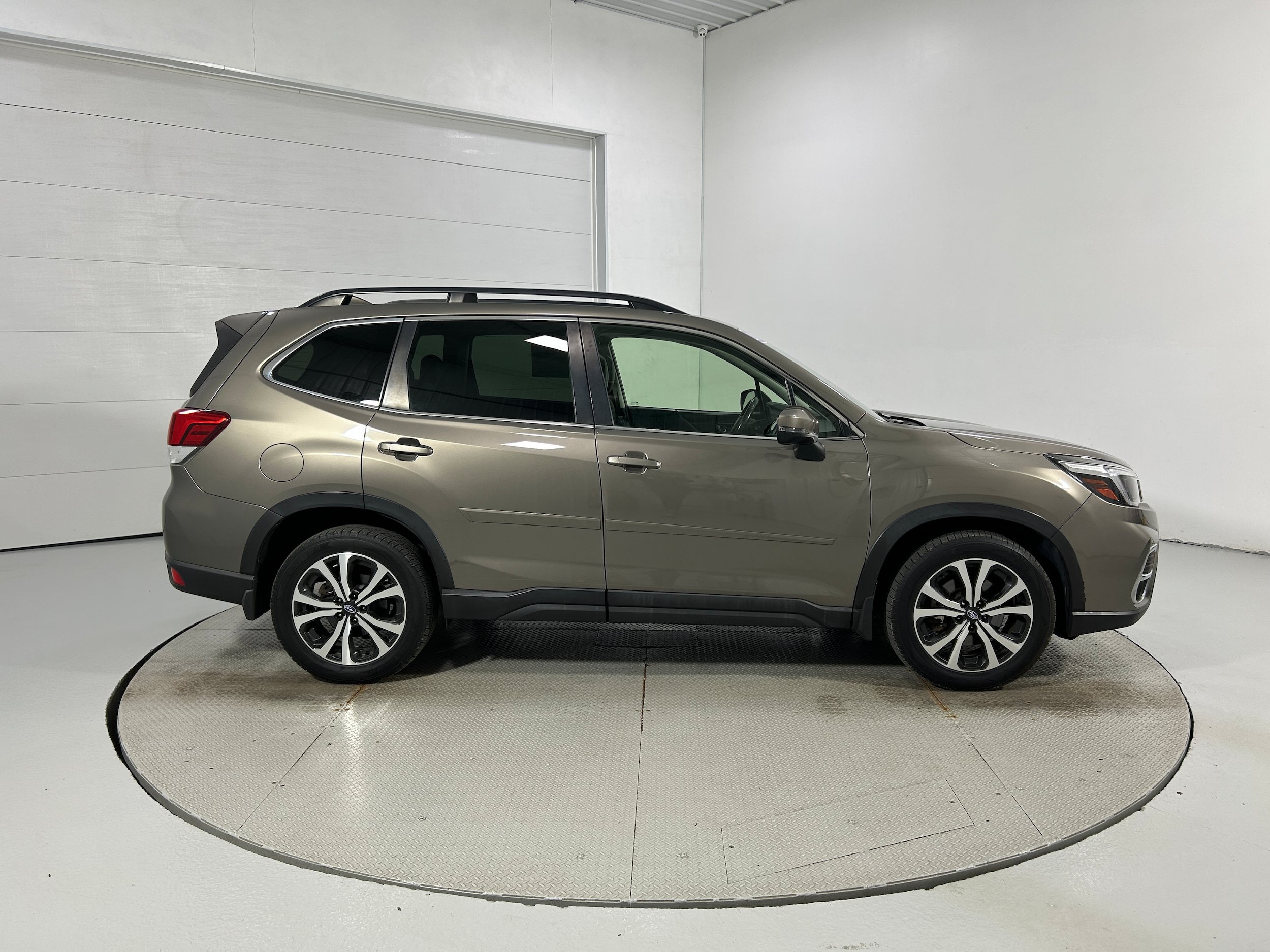 Used 2019 Subaru Forester Limited AWD/4WD image 36