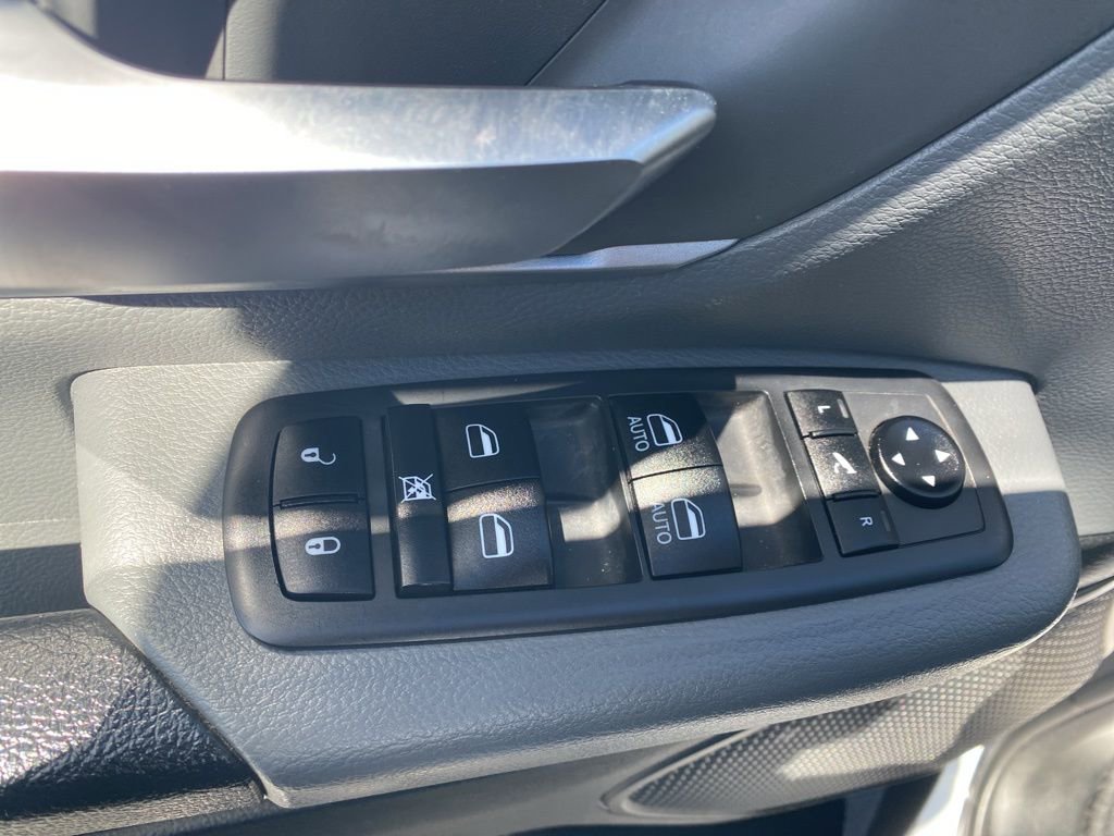 Used 2021 RAM 1500 Big Horn image 10