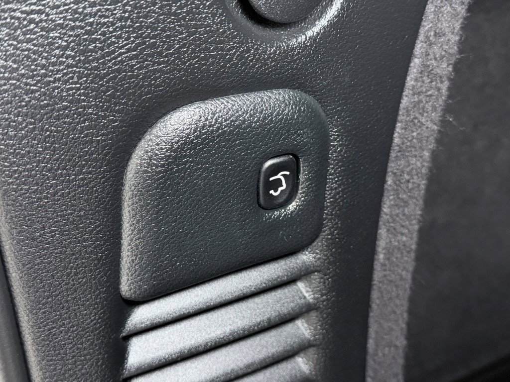 Certified 2022 Dodge Durango R/T w/ Blacktop Package image 18