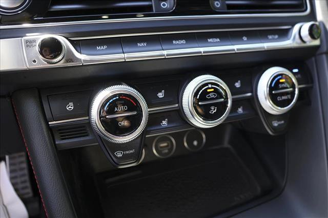 Used 2023 Genesis G70 2.0T w/ Sport Prestige Package AWD/4WD image 20