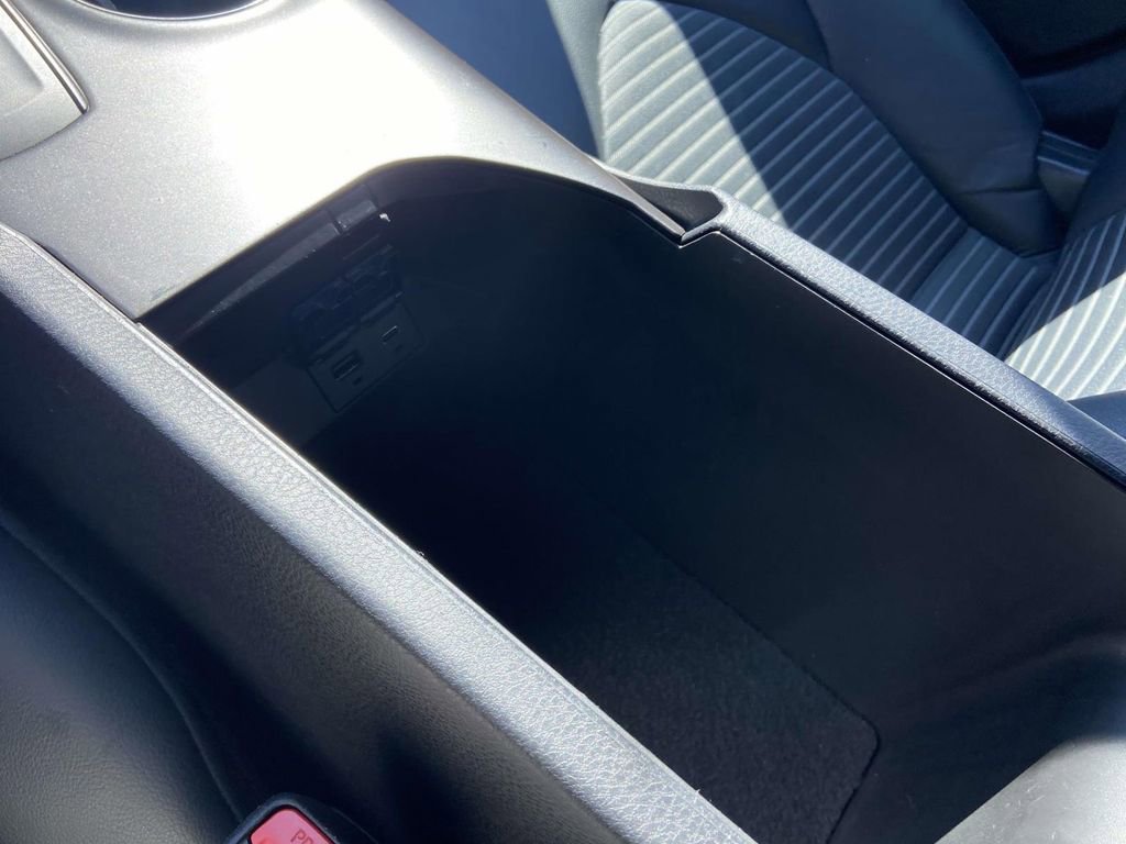 Used 2023 Toyota Camry SE w/ Convenience Package image 28