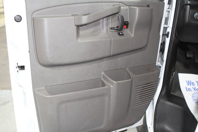 Used 2019 Chevrolet Express 3500 w/ Driver Convenience Package image 13