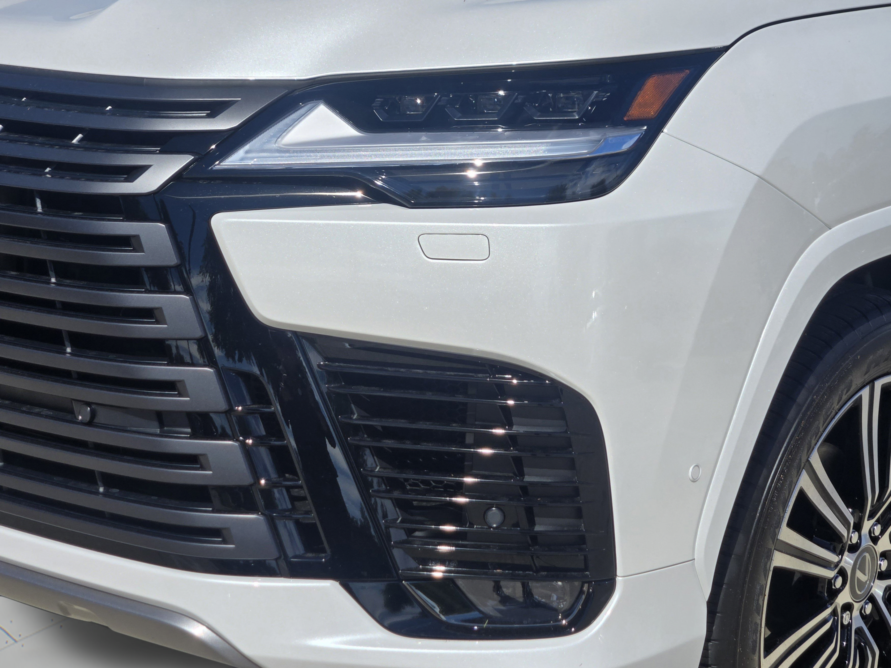 New 2026 Lexus LX 700h Luxury w/ Appearance Package AWD/4WD image 21