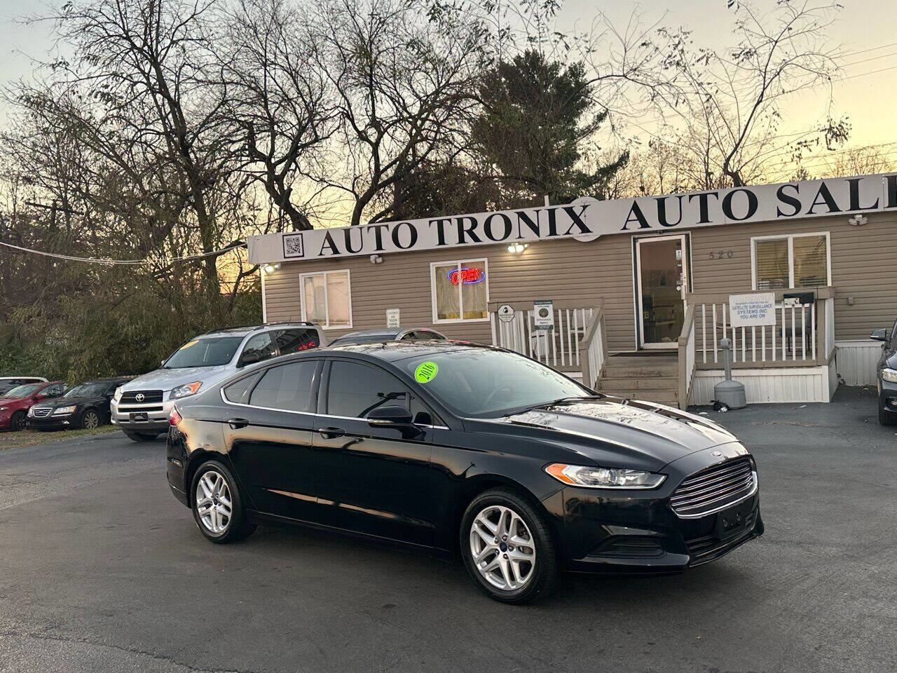 Used 2016 Ford Fusion SE