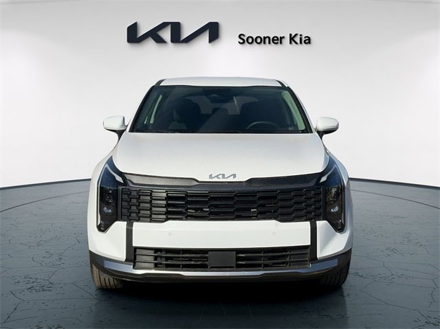 Certified 2026 Kia Sportage LX image 2