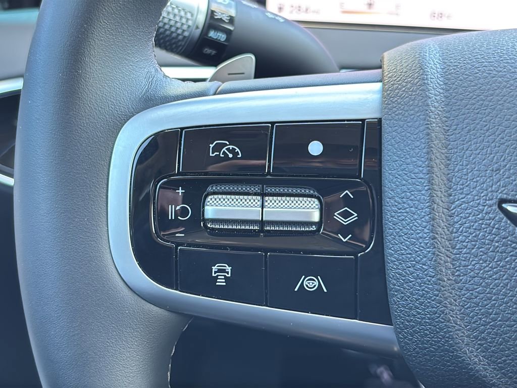 Certified 2026 Genesis GV70 2.5T image 22