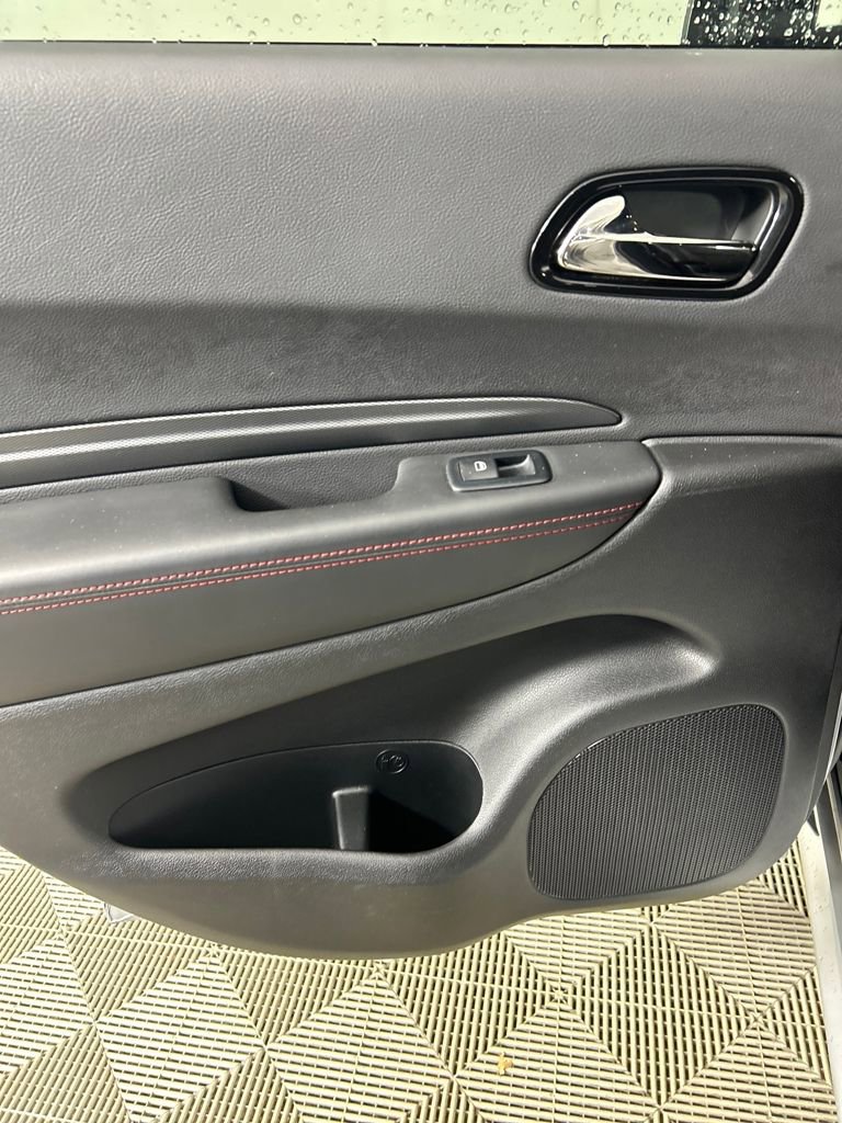 Used 2024 Dodge Durango GT image 16