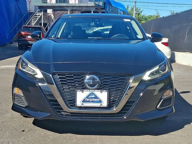 Used 2022 Nissan Altima 2.5 SR image 2