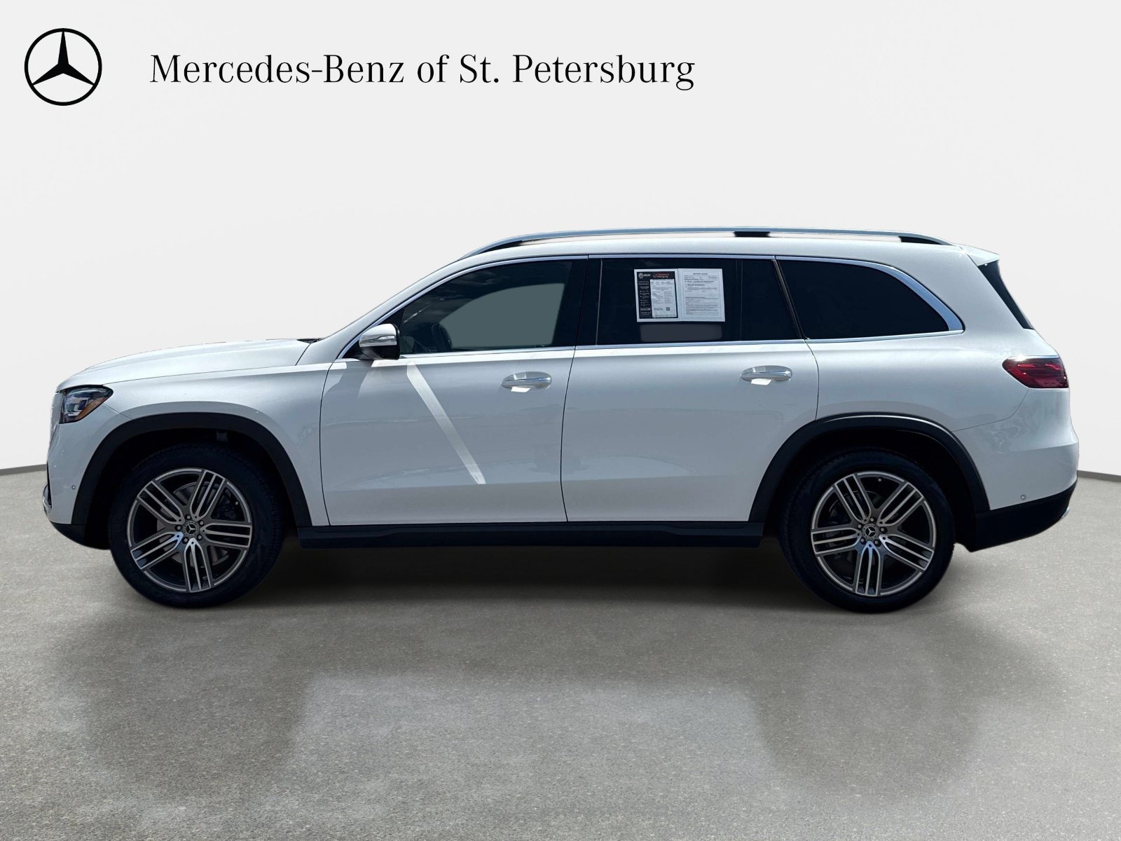 Certified 2024 Mercedes-Benz GLS 450 4MATIC image 2