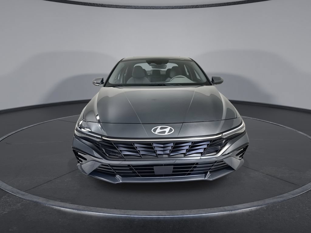 Certified 2025 Hyundai Elantra SEL w/ Cargo Package FWD image 3