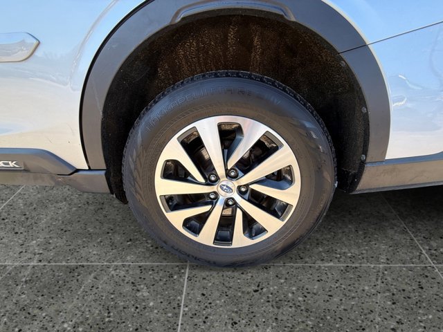 Used 2021 Subaru Outback 2.5i image 10