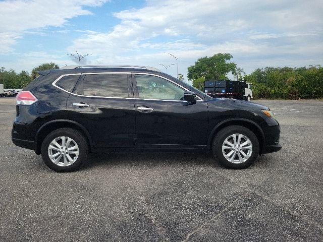 Used 2014 Nissan Rogue SV AWD/4WD image 4