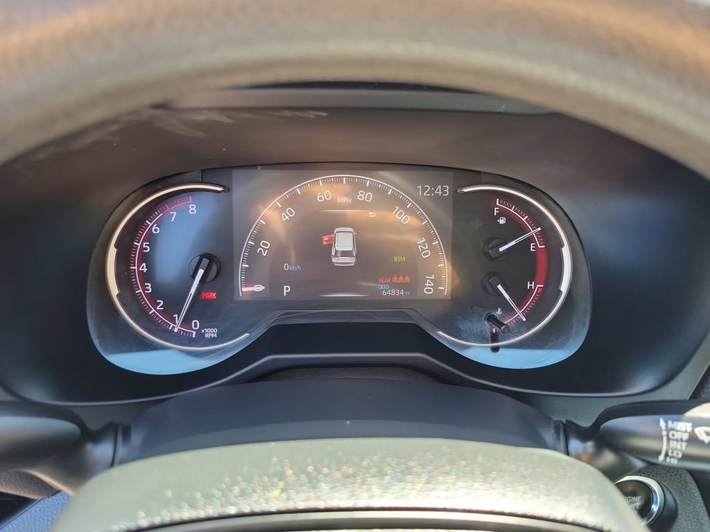 Used 2023 Toyota RAV4 XLE w/ Convenience Package image 22