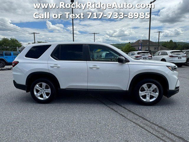 Used 2023 Honda Pilot LX image 8