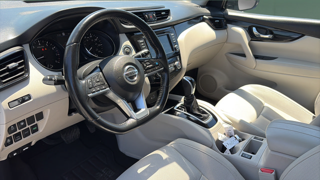 Used 2022 Nissan Rogue Sport SL AWD/4WD image 13