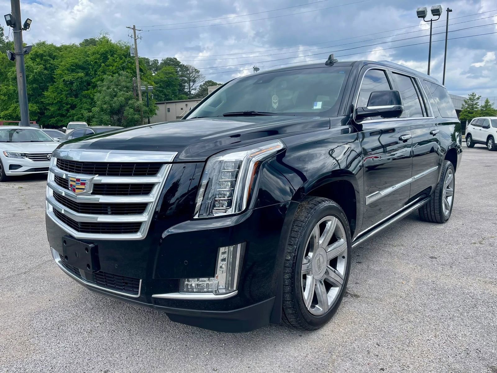 Used 2016 Cadillac Escalade ESV Premium AWD/4WD image 4