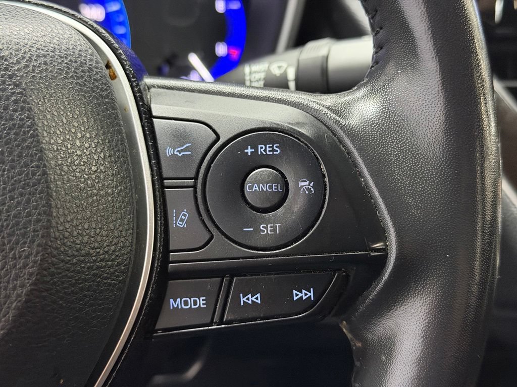 Used 2020 Toyota Corolla XLE w/ Carpet Mat Package (TMS) FWD image 28