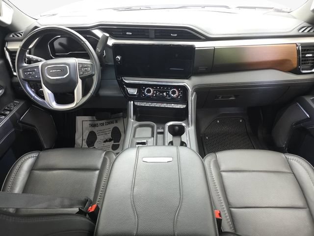 Used 2024 GMC Sierra 3500 Denali w/ Denali Reserve Package AWD/4WD image 13