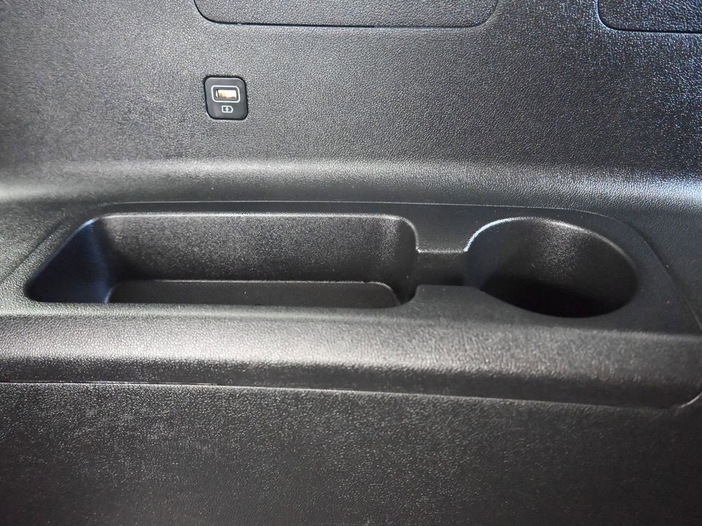 Used 2022 Kia Sorento S image 39