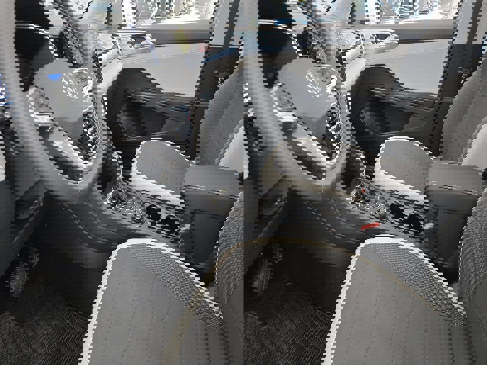 New 2026 Volkswagen Taos SE image 17