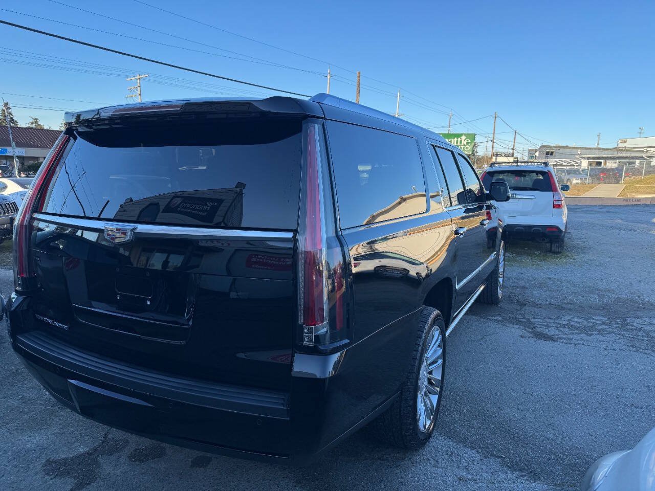 Used 2016 Cadillac Escalade ESV Platinum AWD/4WD image 6