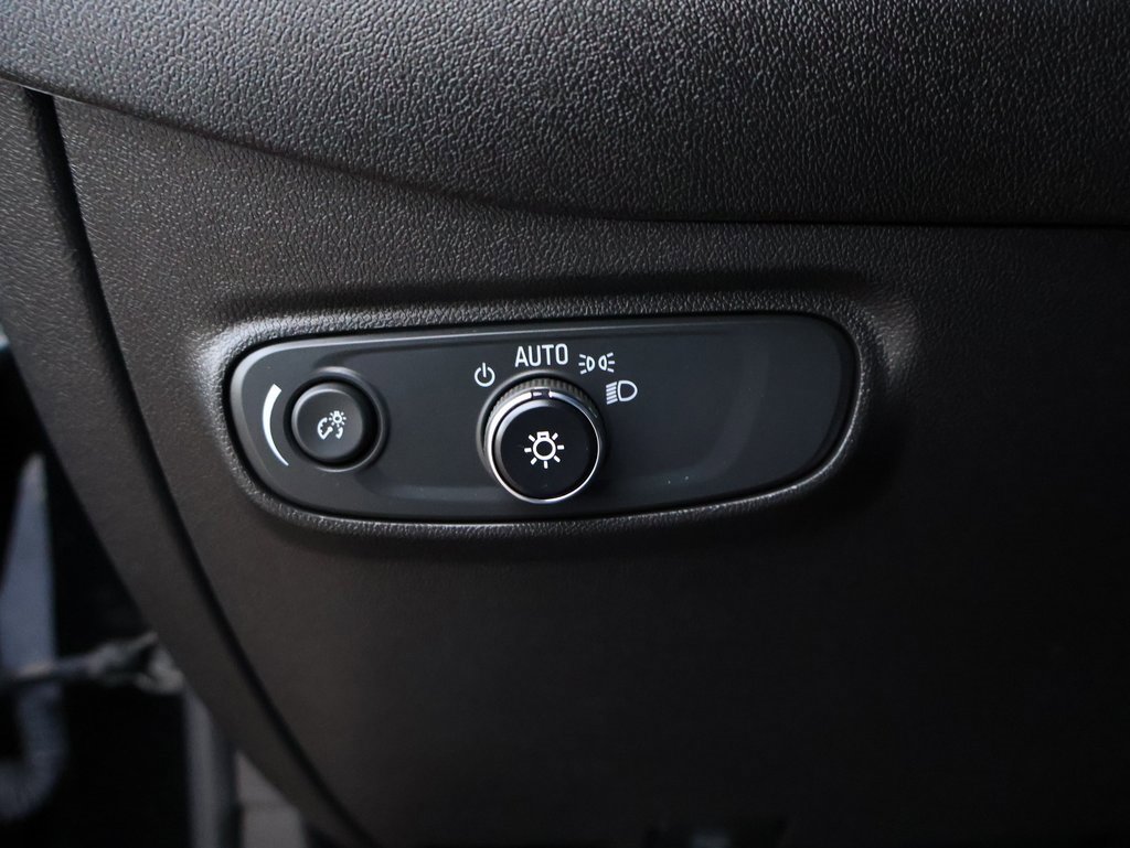 Used 2024 Chevrolet Equinox LT w/ LPO, Floor Liner Package image 41