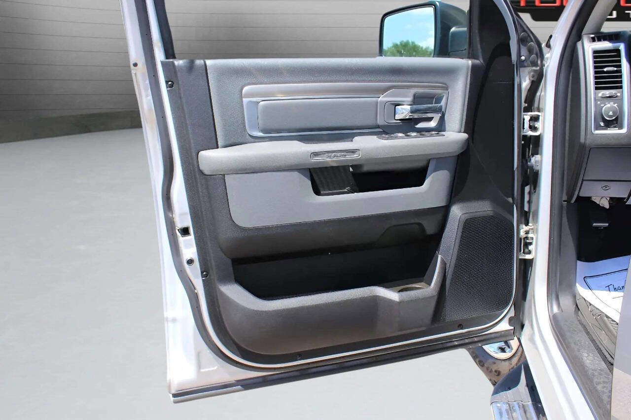 Used 2016 RAM 1500 Big Horn image 23