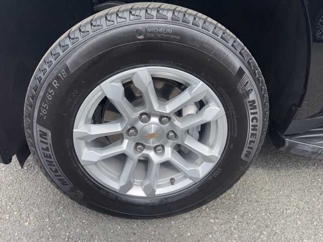 Used 2025 Chevrolet Tahoe LT AWD/4WD image 9