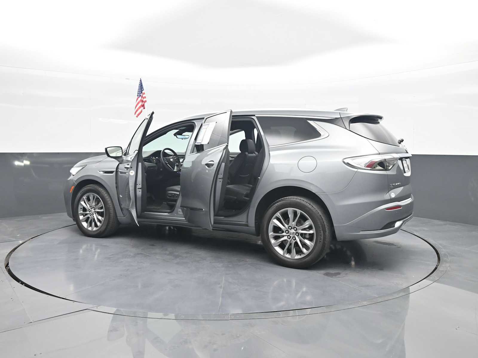 Used 2024 Buick Enclave Avenir AWD/4WD image 53