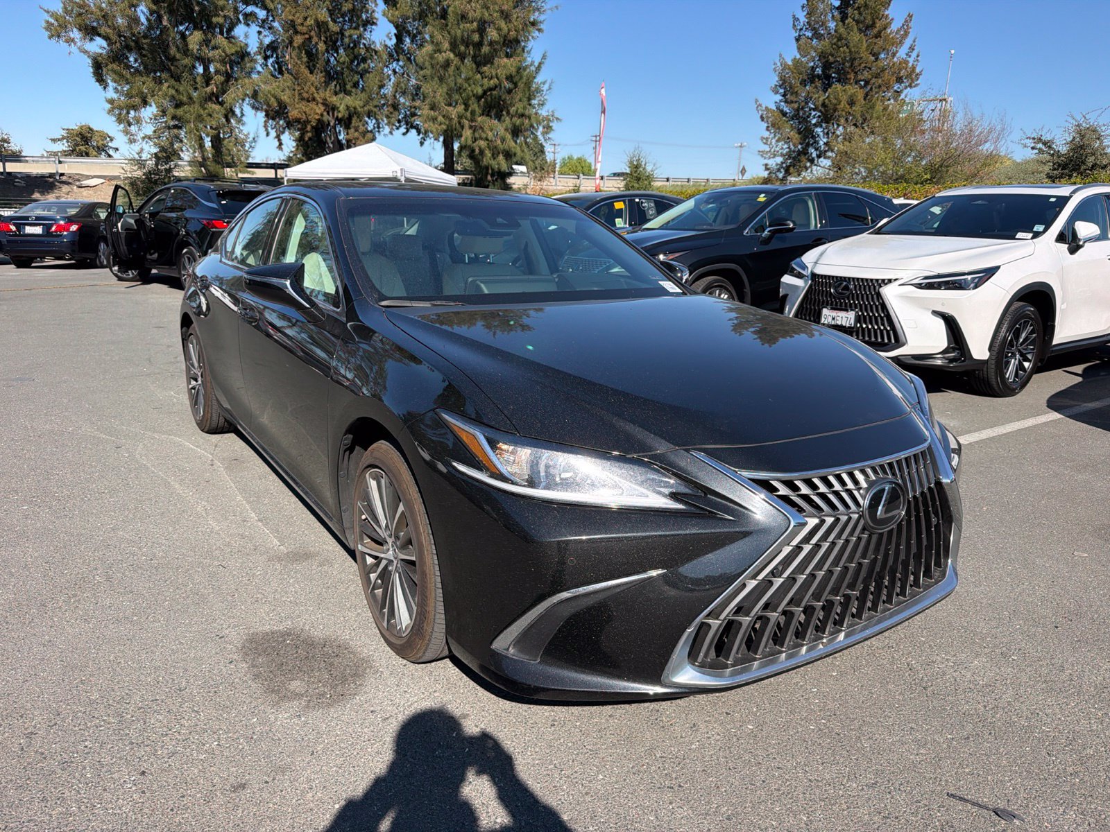 Used 2024 Lexus ES 300h w/ Premium Package