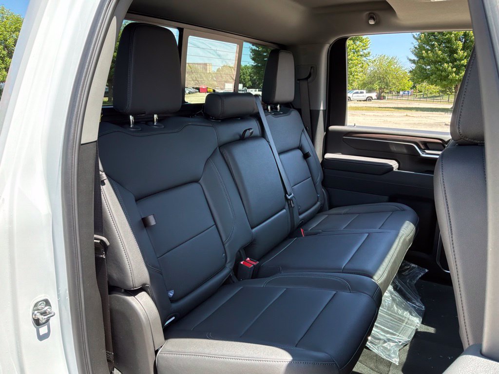 New 2026 GMC Sierra 3500 SLT AWD/4WD image 57