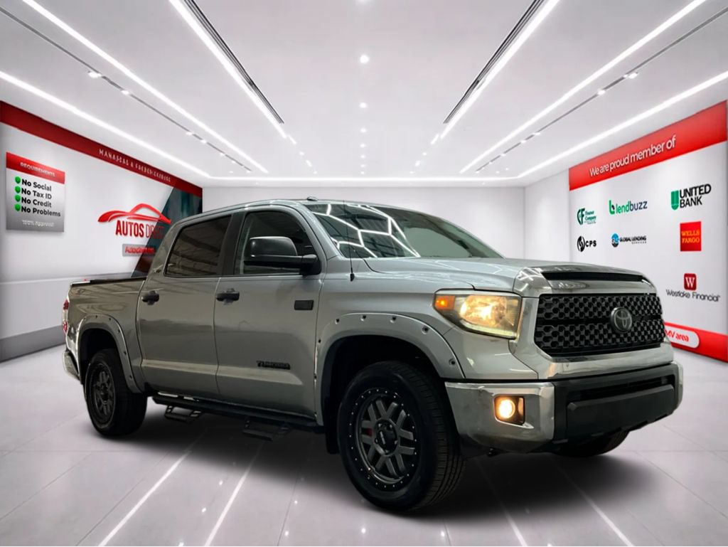 Used 2018 Toyota Tundra SR5 w/ SR5 Upgrade Package AWD/4WD image 2