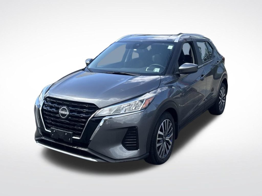 Used 2023 Nissan Kicks SV FWD image 3