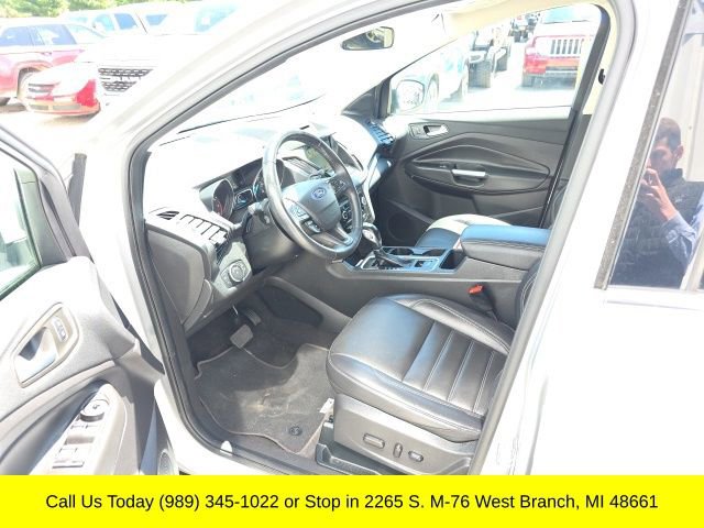 Used 2018 Ford Escape SEL AWD/4WD image 11