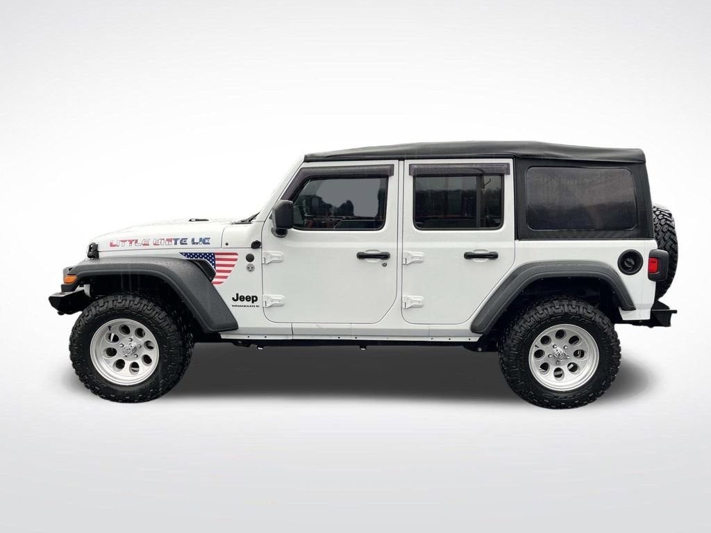 Used 2023 Jeep Wrangler Sport image 7