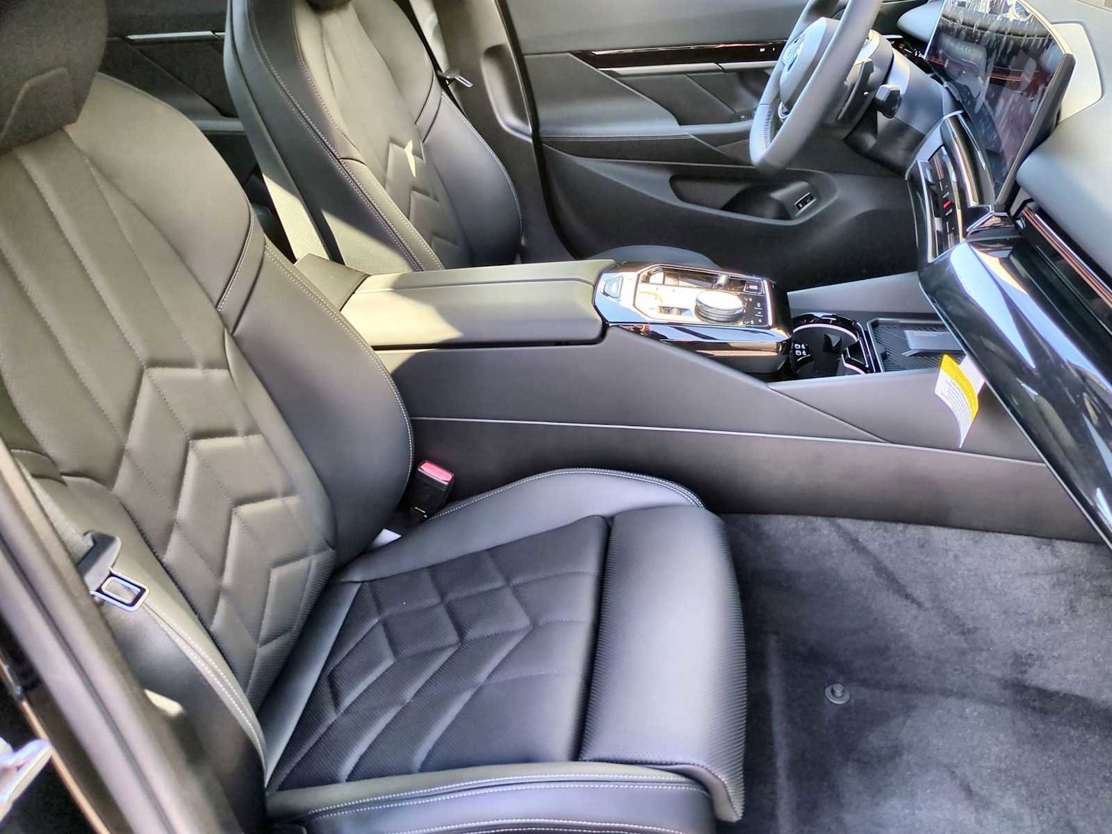 New 2026 BMW 530i xDrive image 23