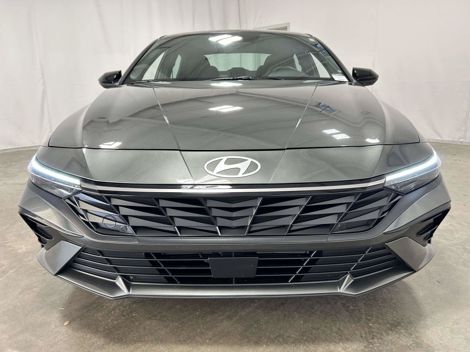 Certified 2026 Hyundai Elantra SEL Sport FWD image 6