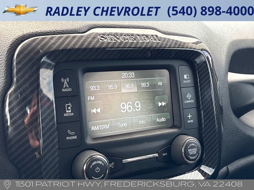 Used 2015 Jeep Renegade Sport w/ Power & Air Group FWD image 8