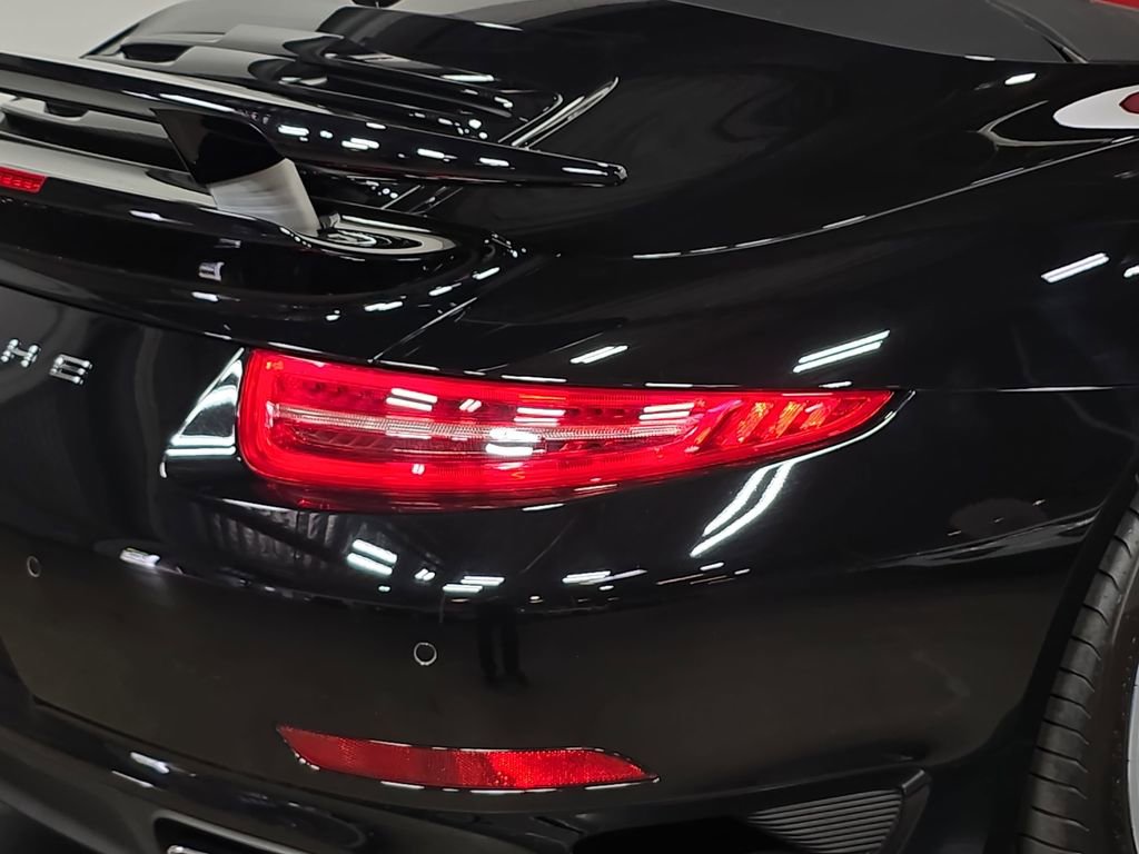 Used 2015 Porsche 911 Turbo AWD/4WD image 30