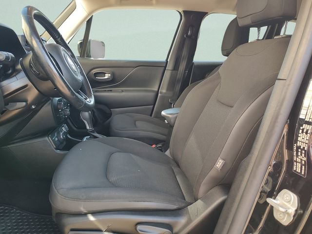 Used 2020 Jeep Renegade Altitude AWD/4WD image 27