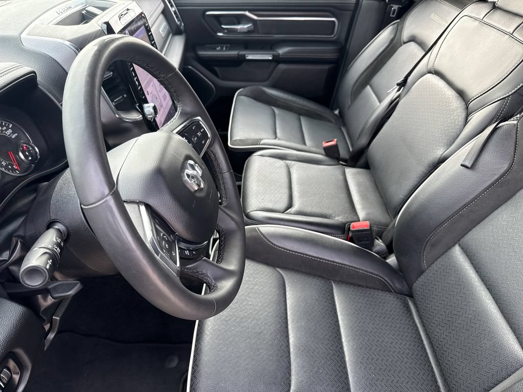 Used 2025 RAM 1500 Laramie AWD/4WD image 19