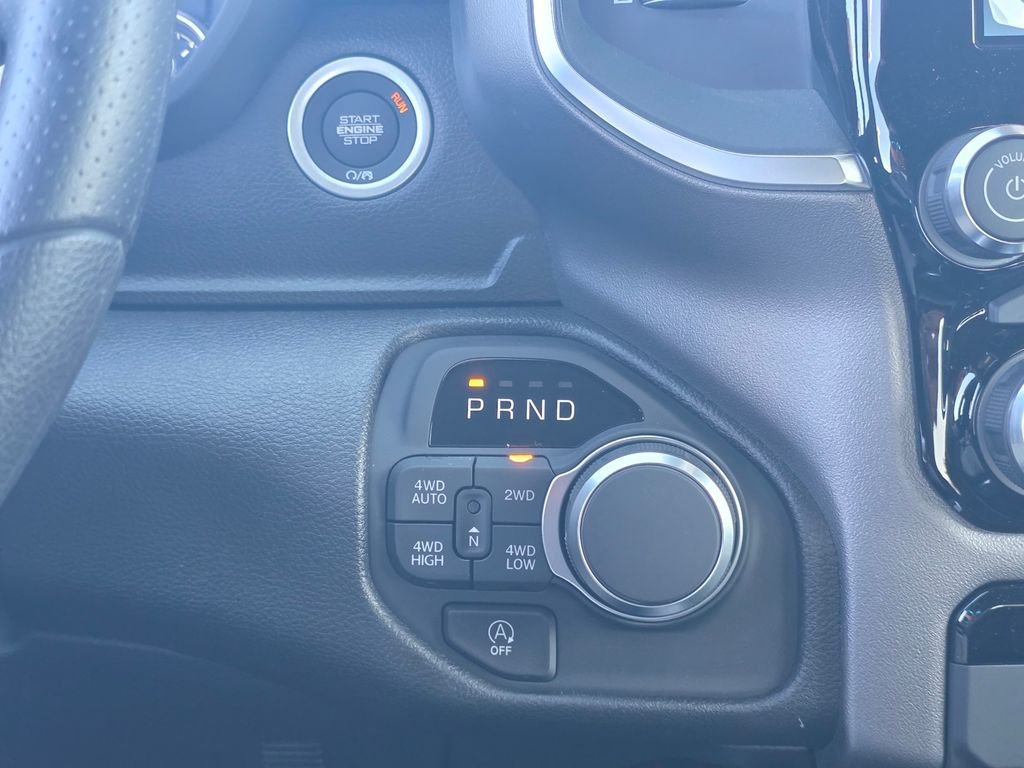 New 2026 RAM 1500 Big Horn w/ Night Edition AWD/4WD image 19