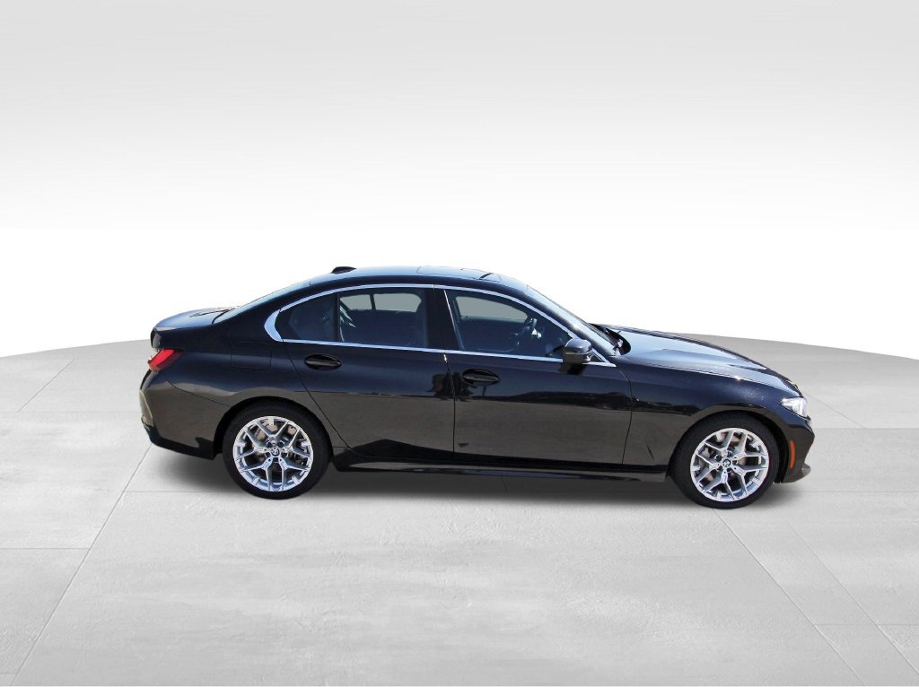 Used 2025 BMW 330i Sedan RWD image 5