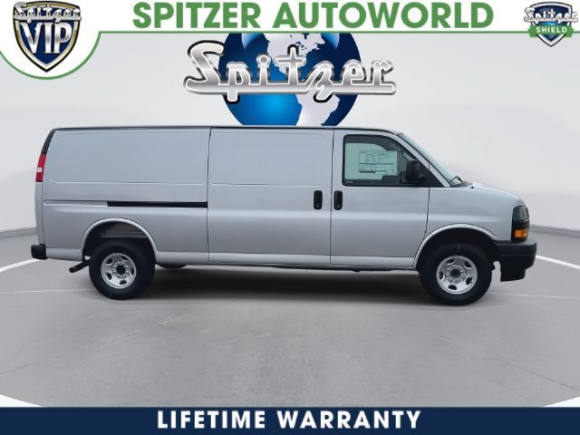 New 2026 GMC Savana 2500 Extended w/ Driver Convenience Package RWD image 17